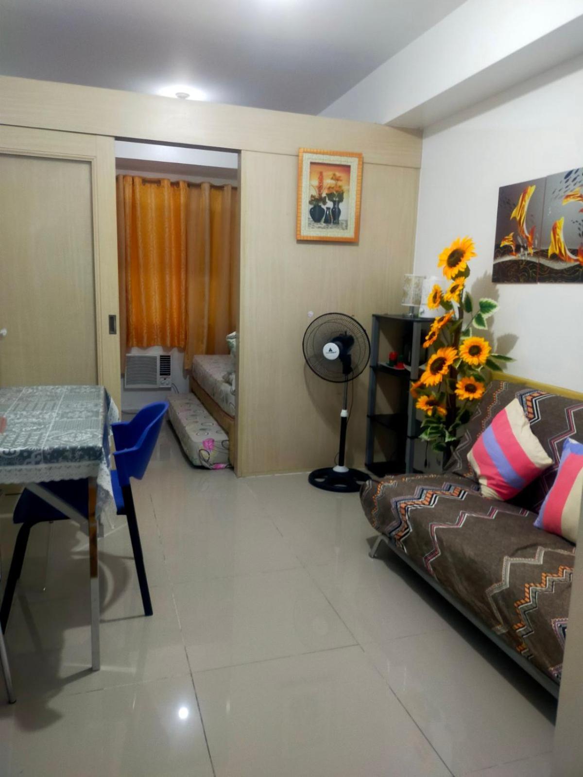 Apartment Elizabeth Condostaycation Sea Residences Place Manila